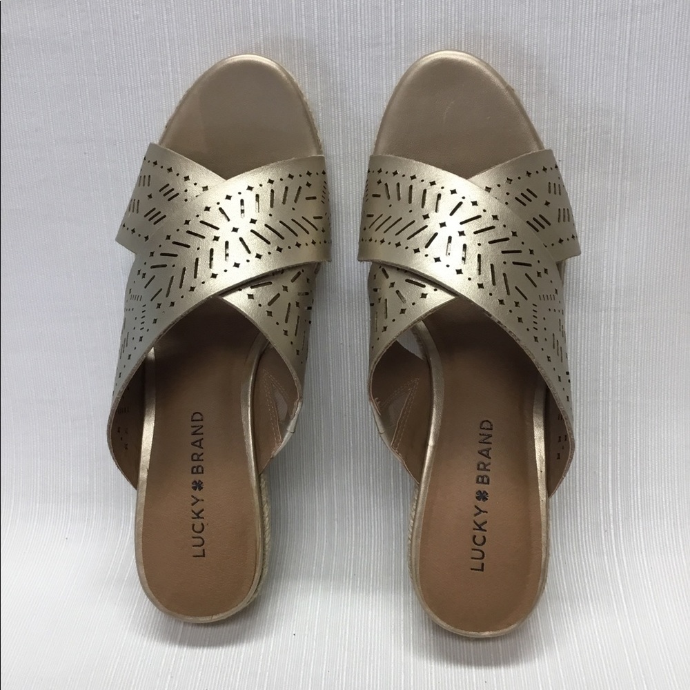 Lucky Brand Gold Slide-On Wedges - Picture 1 of 7